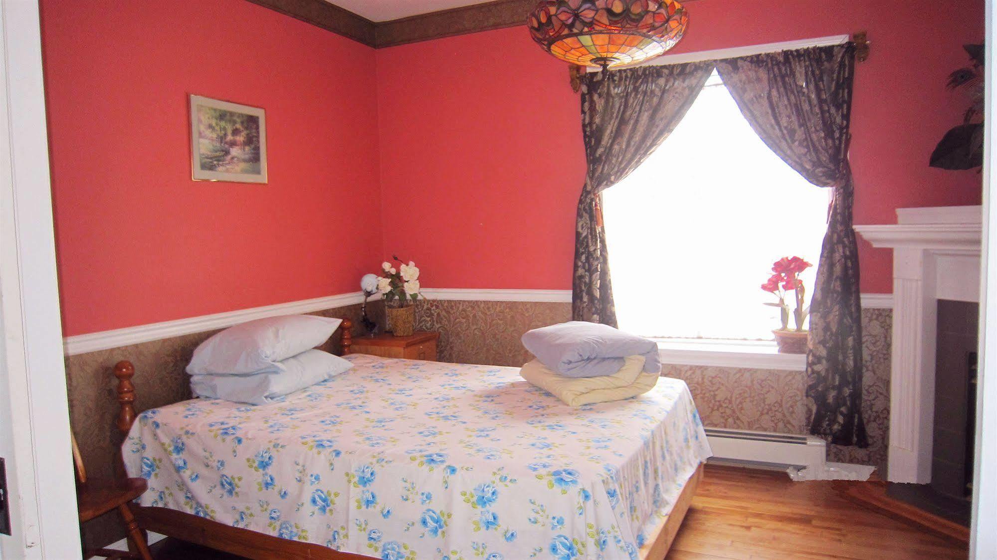 Wenxin B&B Риджайна Екстериор снимка